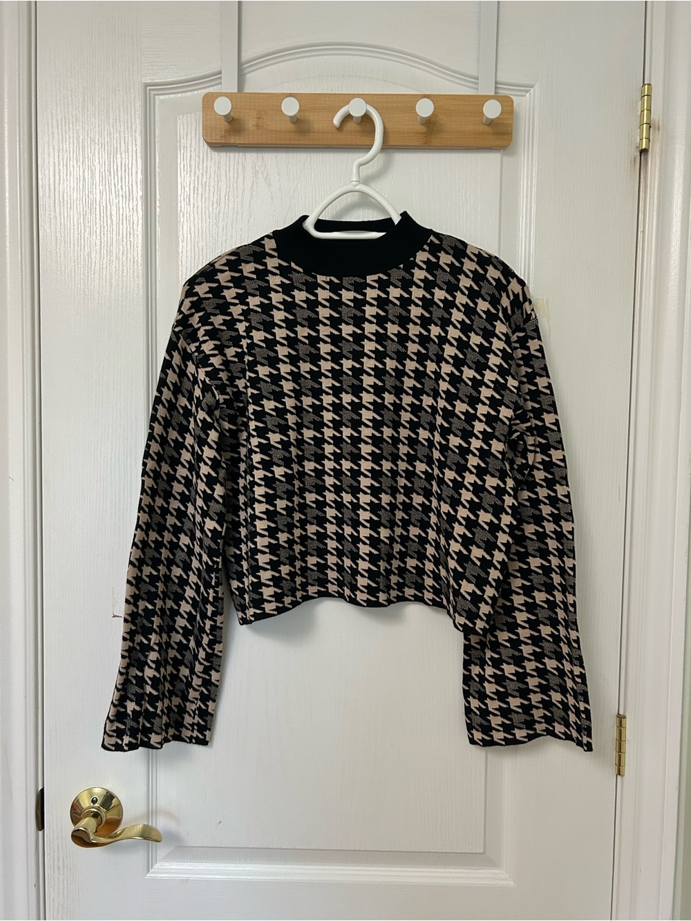 RW&Co knit mock neck sweater